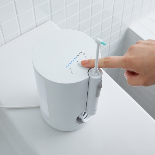 [HÀNG CHÍNH HÃNG] Máy tăm nước Panasonic EW1613W451- Công nghệ siêu âm – 10 mức điều chỉnh