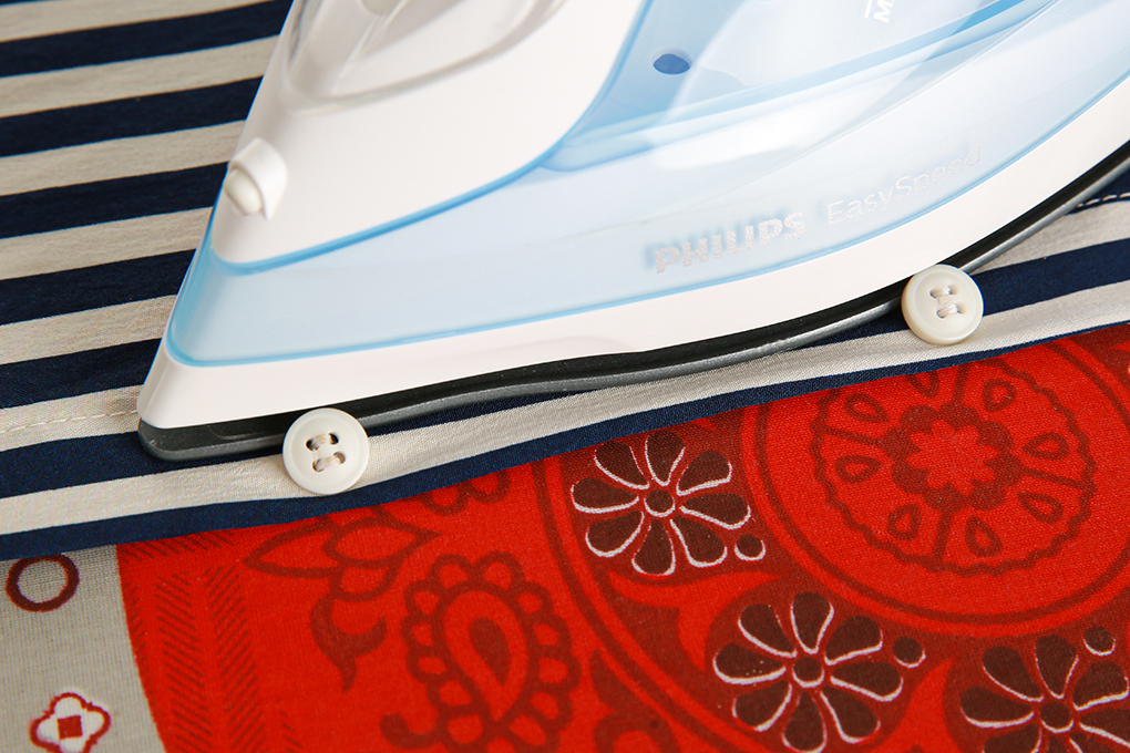 [HÀNG CHÍNH HÃNG] Bàn là hơi nước Philips GC1740/20