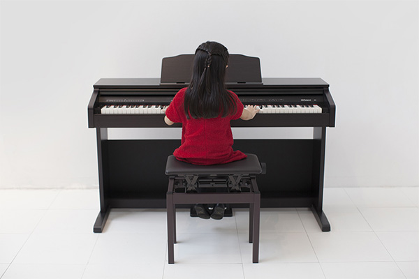 [HÀNG CHÍNH HÃNG] Đàn piano điện Roland RP30