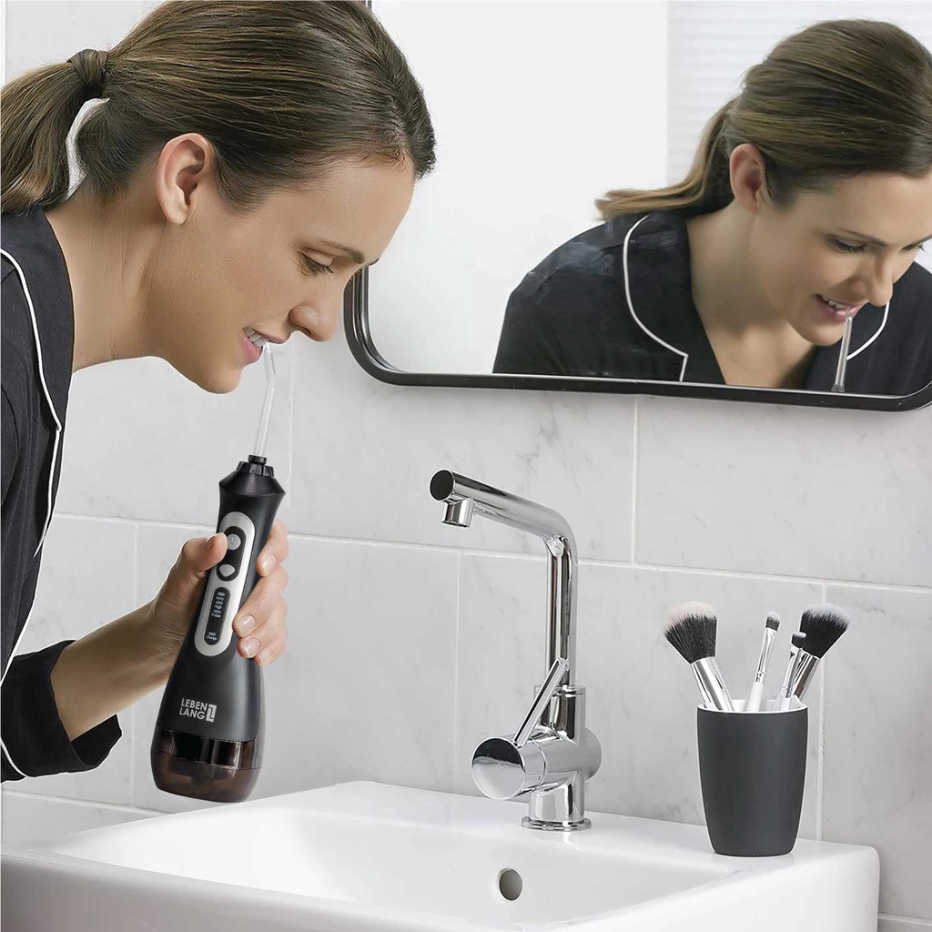 [HÀNG CHÍNH HÃNG] Máy tăm nước LEBENLANG cầm tay LBT1486 chống thấm nước