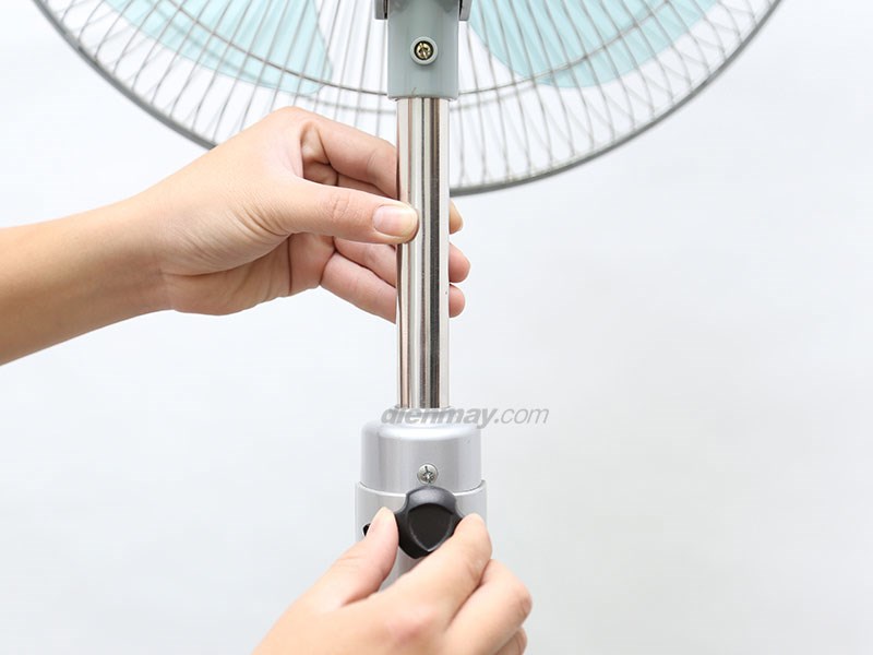 Quạt đứng Asia D16009