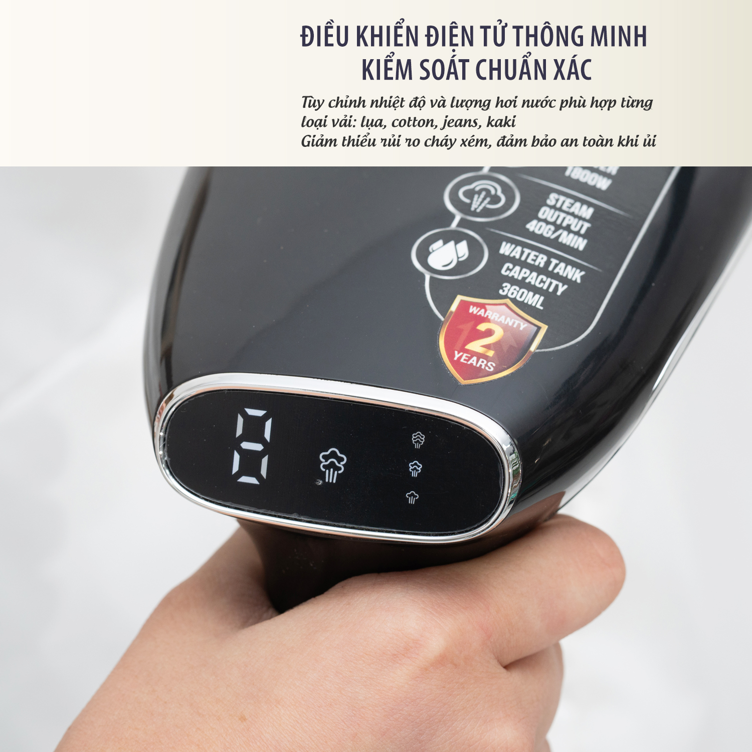 Bàn ủi hơi nước cầm tay Kalpen V3 1780W