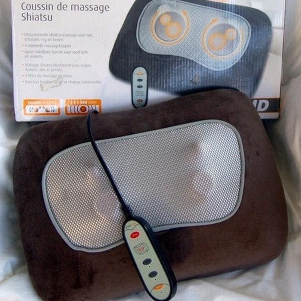 [GIẢM 30%] [HÀNG CHÍNH HÃNG] GỐI MASSAGE VAI CỔ GÁY CAO CẤP MEDISANA MC840