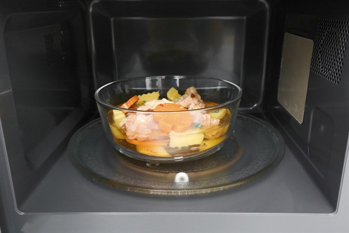 [HÀNG CHÍNH HÃNG] Lò vi sóng có nướng Panasonic NN-GM34JMYUE 23 lít