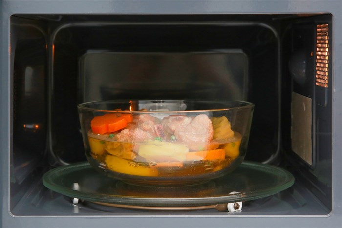 [HÀNG CHÍNH HÃNG] Lò vi sóng Panasonic NN-ST25JWYUE 20 lít