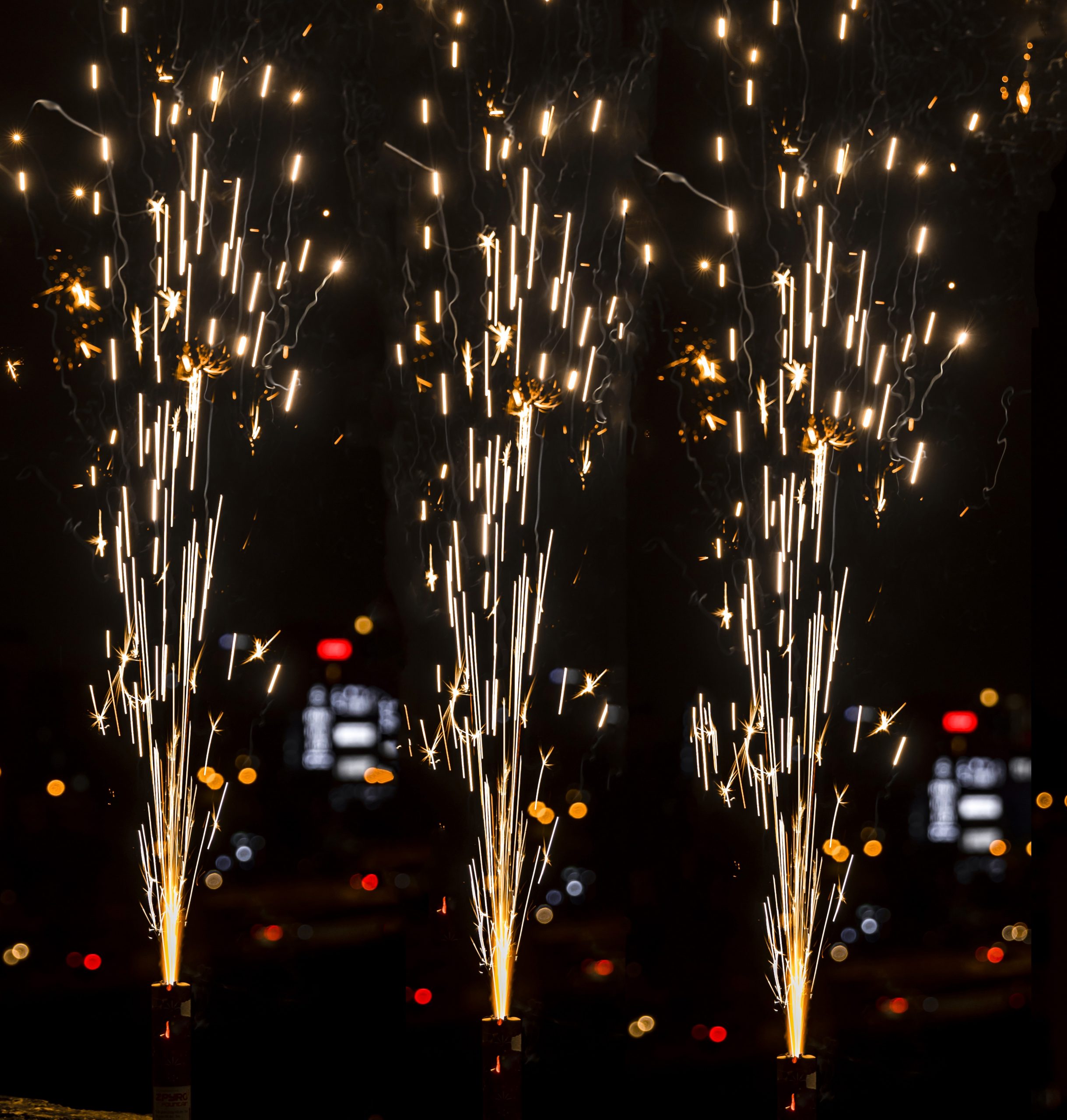 [HÀNG CHÍNH HÃNG] Pháo hoa Ống phun nước bạc cầm tay của Bộ Quốc Phòng vui lễ tết