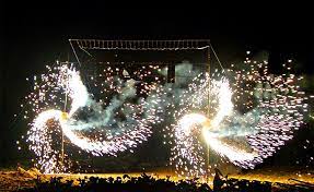 [HÀNG CHÍNH HÃNG] Pháo hoa Vòng xoay hoa lửa của Bộ Quốc Phòng vui lễ tết