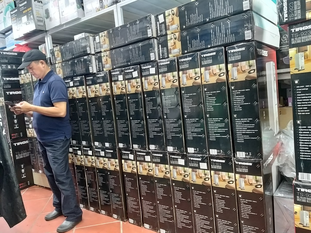 [CHÍNH HÃNG] Phụ kiện Máy sưởi dầu 13 thanh Tiross TS 9221.