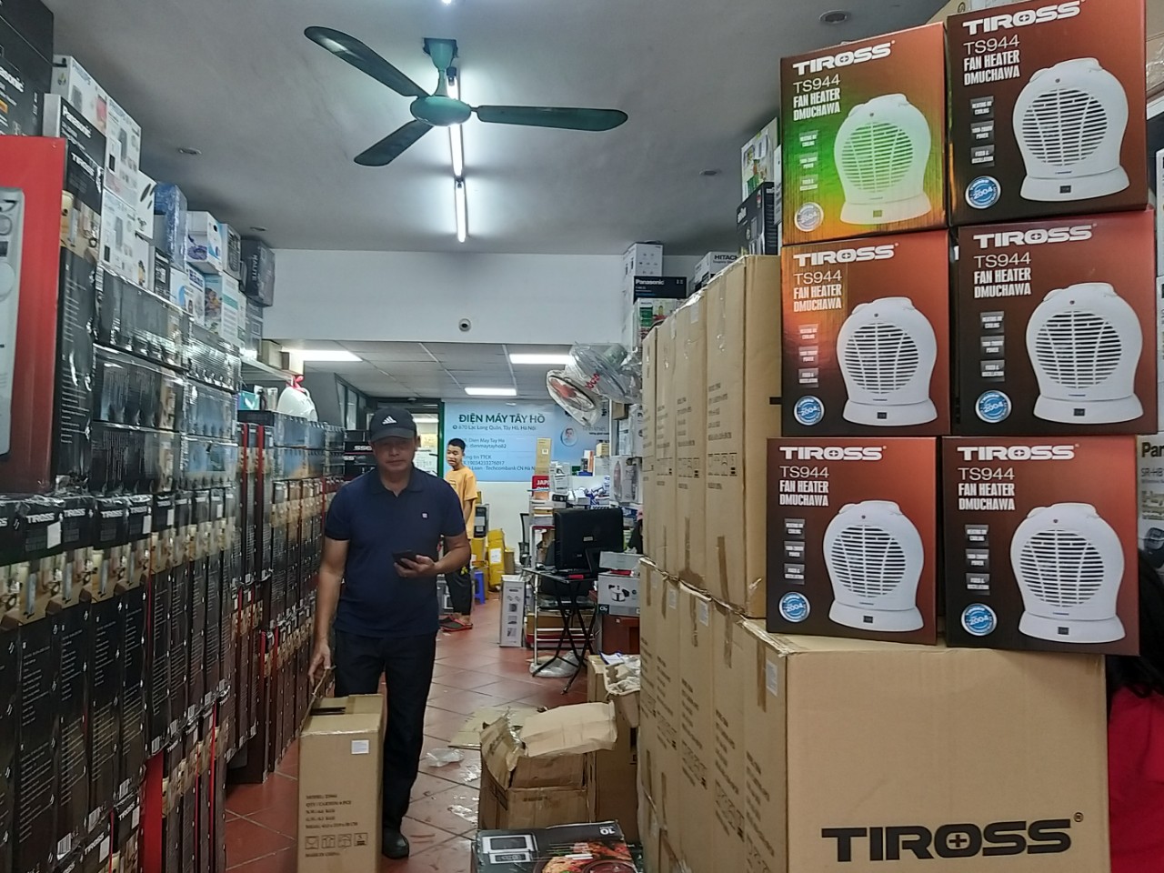 [CHÍNH HÃNG] Máy sưởi dầu 13 thanh Tiross TS9221