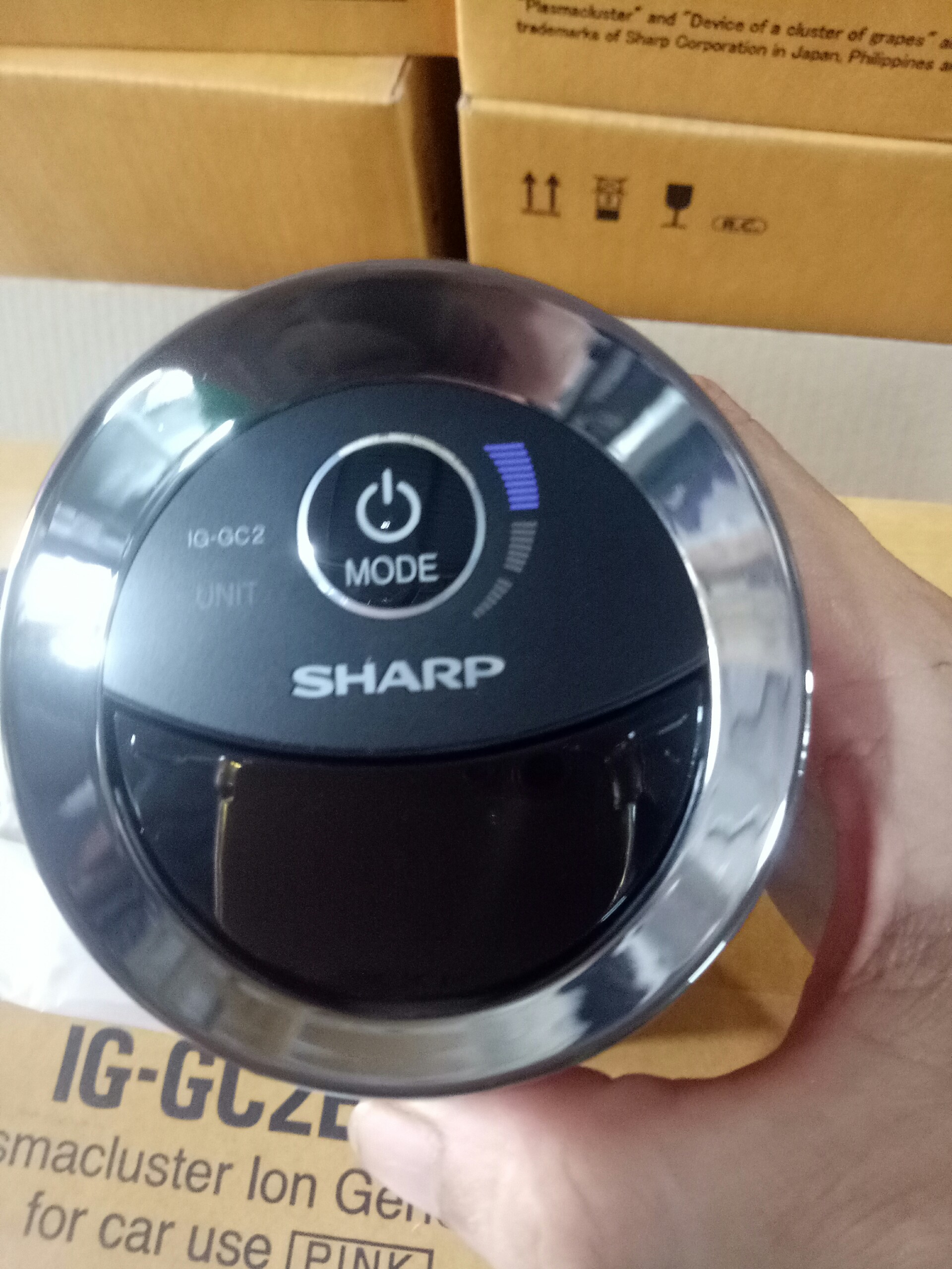 Máy Lọc Không Khí Trên Ô Tô Sharp IG-GC2E-P/N (Hàng chính hãng)