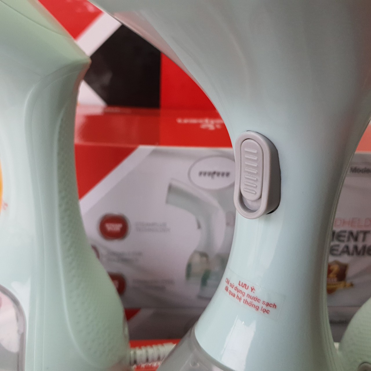 Bàn Ủi Hơi Nước Cầm Tay Thông Minh Kalpen