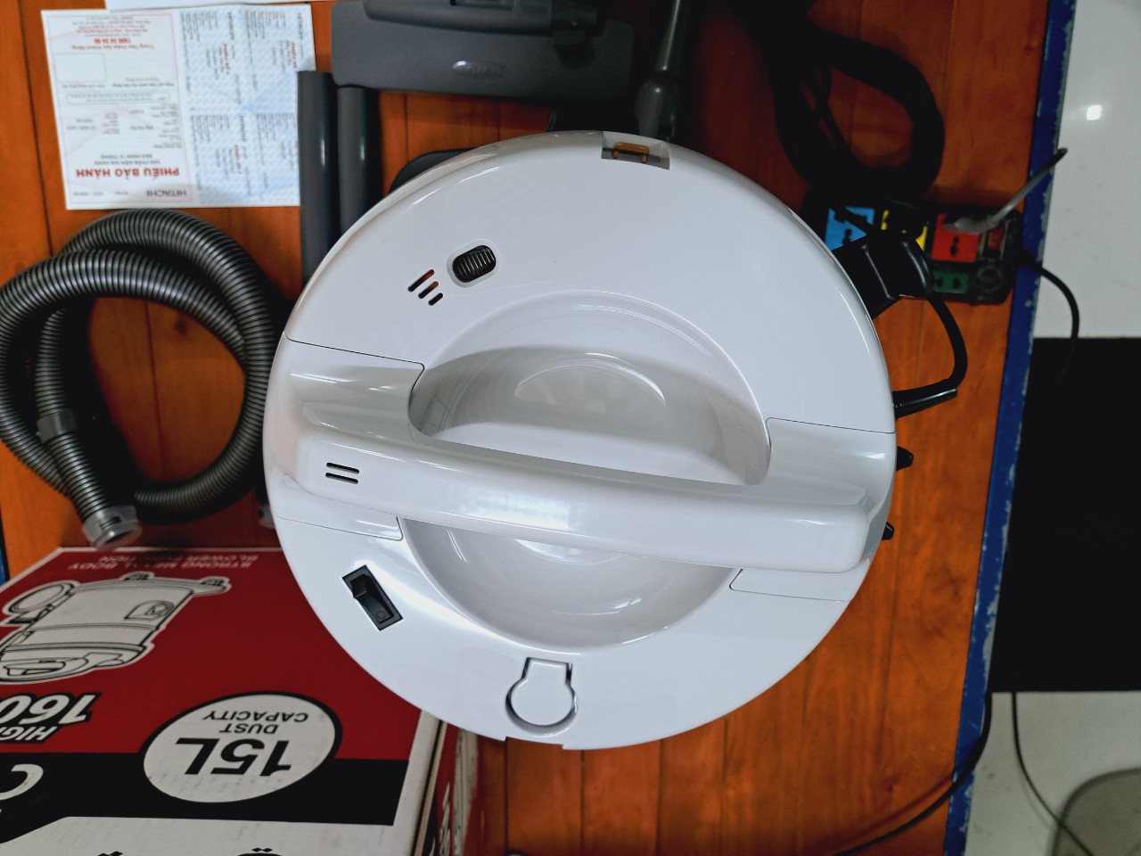 [HÀNG CHÍNH HÃNG] Máy hút bụi Hitachi CV-940Y
