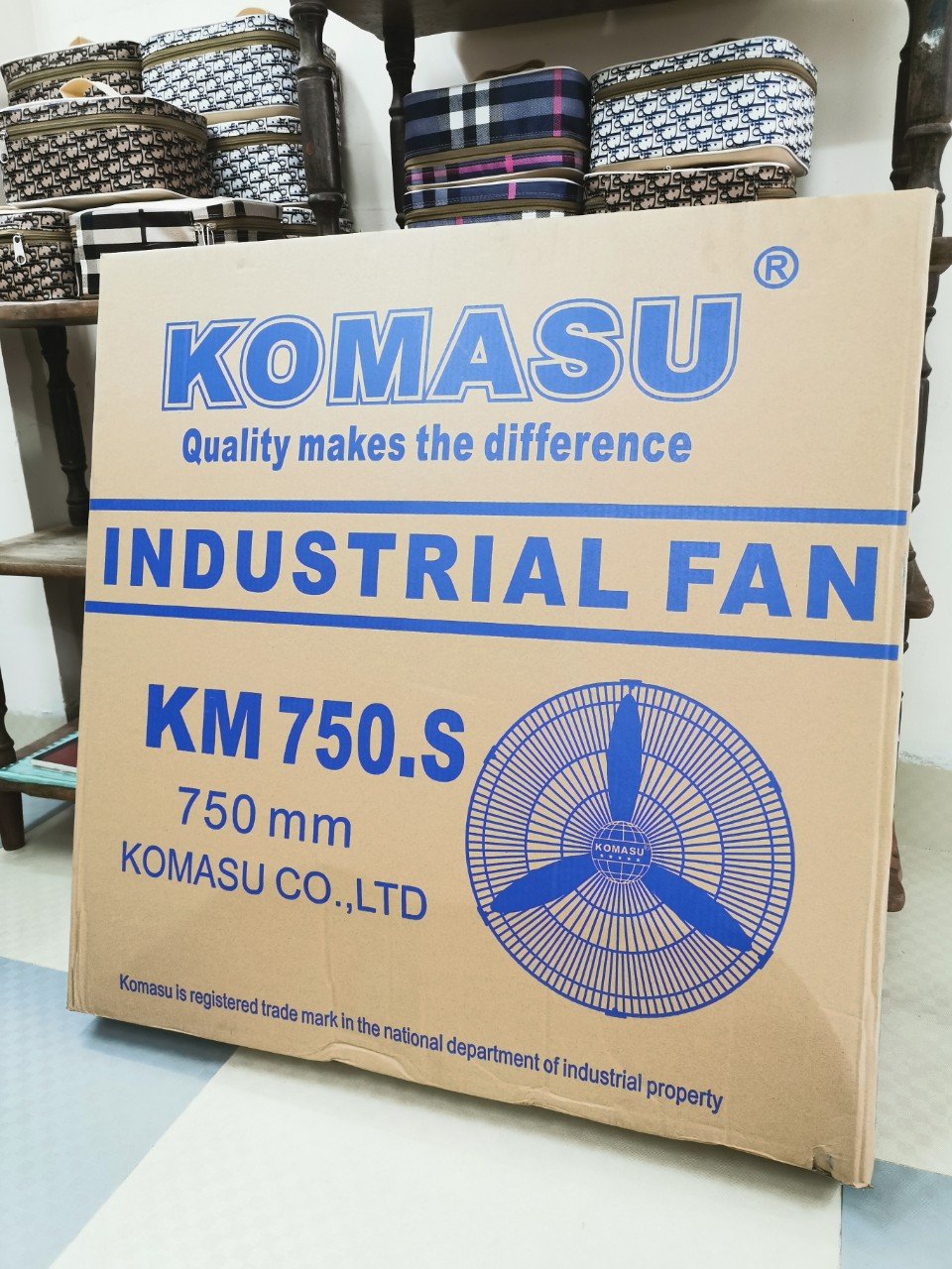 [KOMASU] Quạt treo tường công nghiệp Komasu KM750S