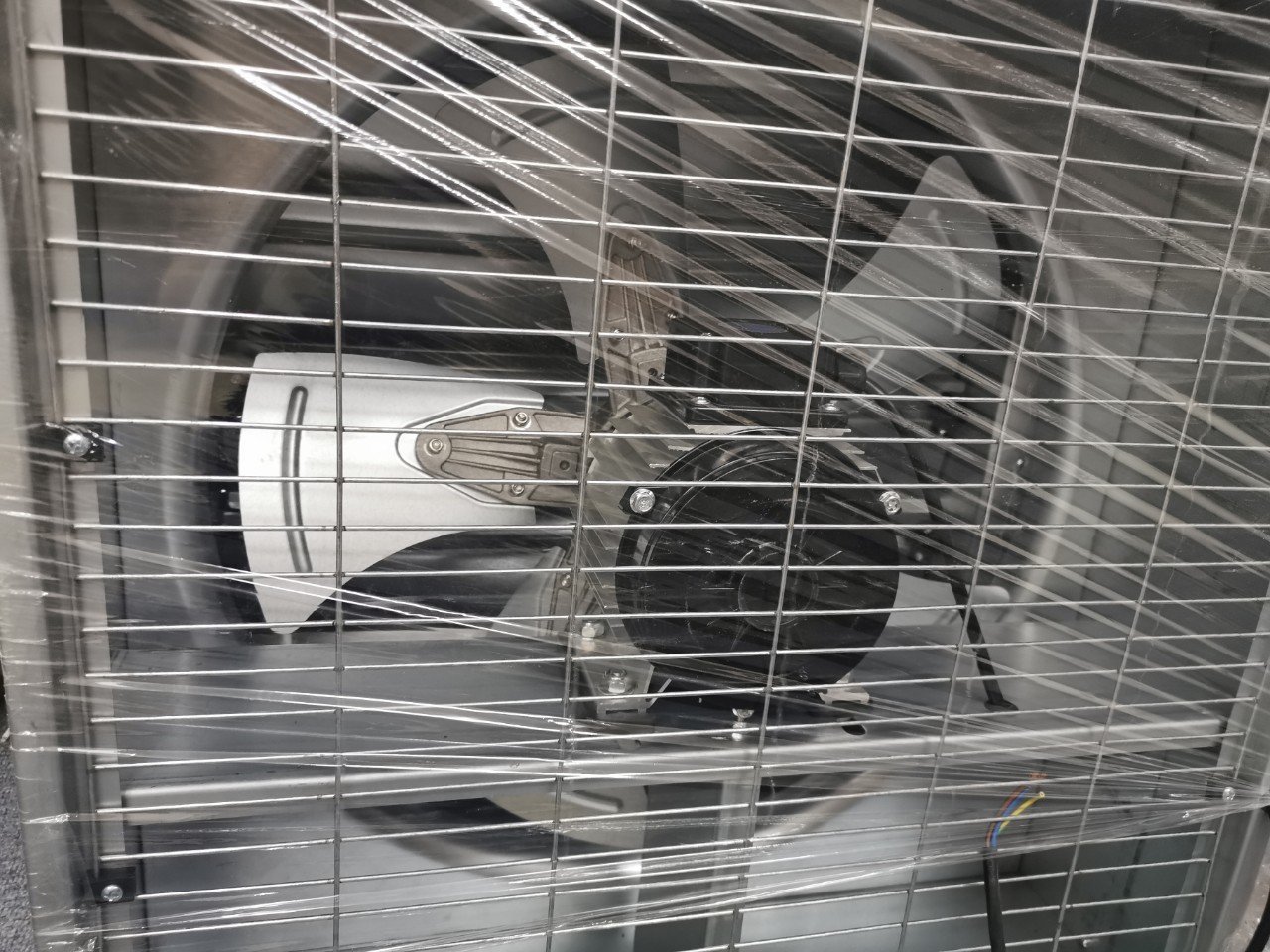 [HÀNG CHÍNH HÃNG] Quạt thông gió siêu công nghiệp khung vuông Komasu V580-S / V680-S