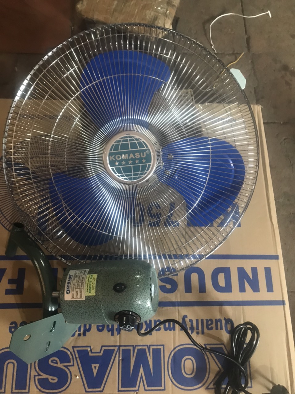 [HÀNG CHÍNH HÃNG] Quạt treo tường công nghiệp Komasu KM500S IN (KM500) mạ trắng