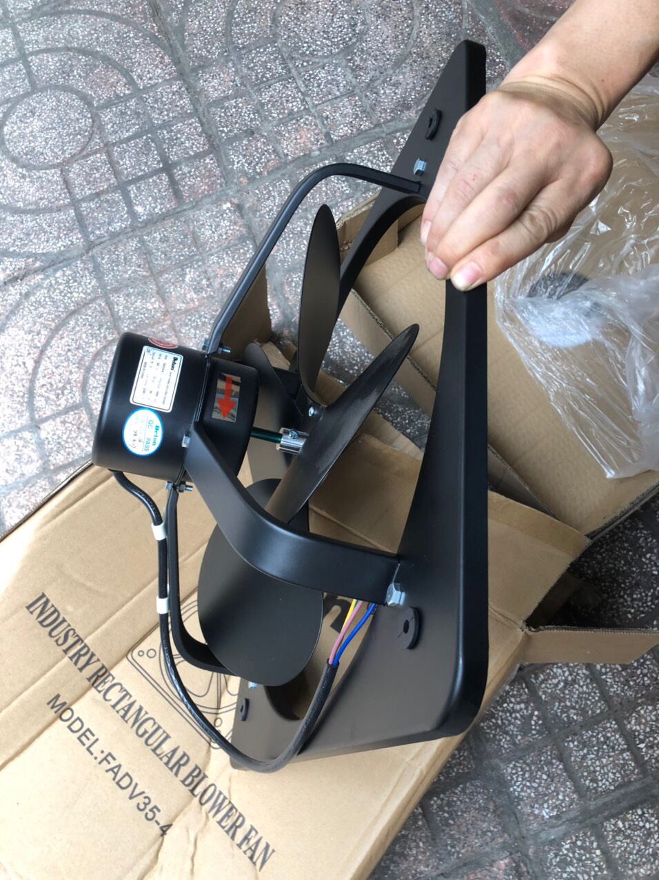 [HÀNG CHÍNH HÃNG] Quạt thông gió vuông Deton FAG35-4T = FADV35-4