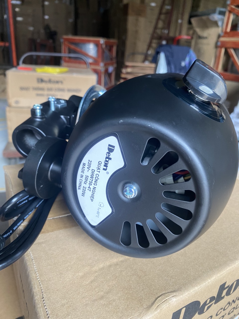 [HÀNG CHÍNH HÃNG] Quạt treo tường công nghiệp Deton DHW750-T