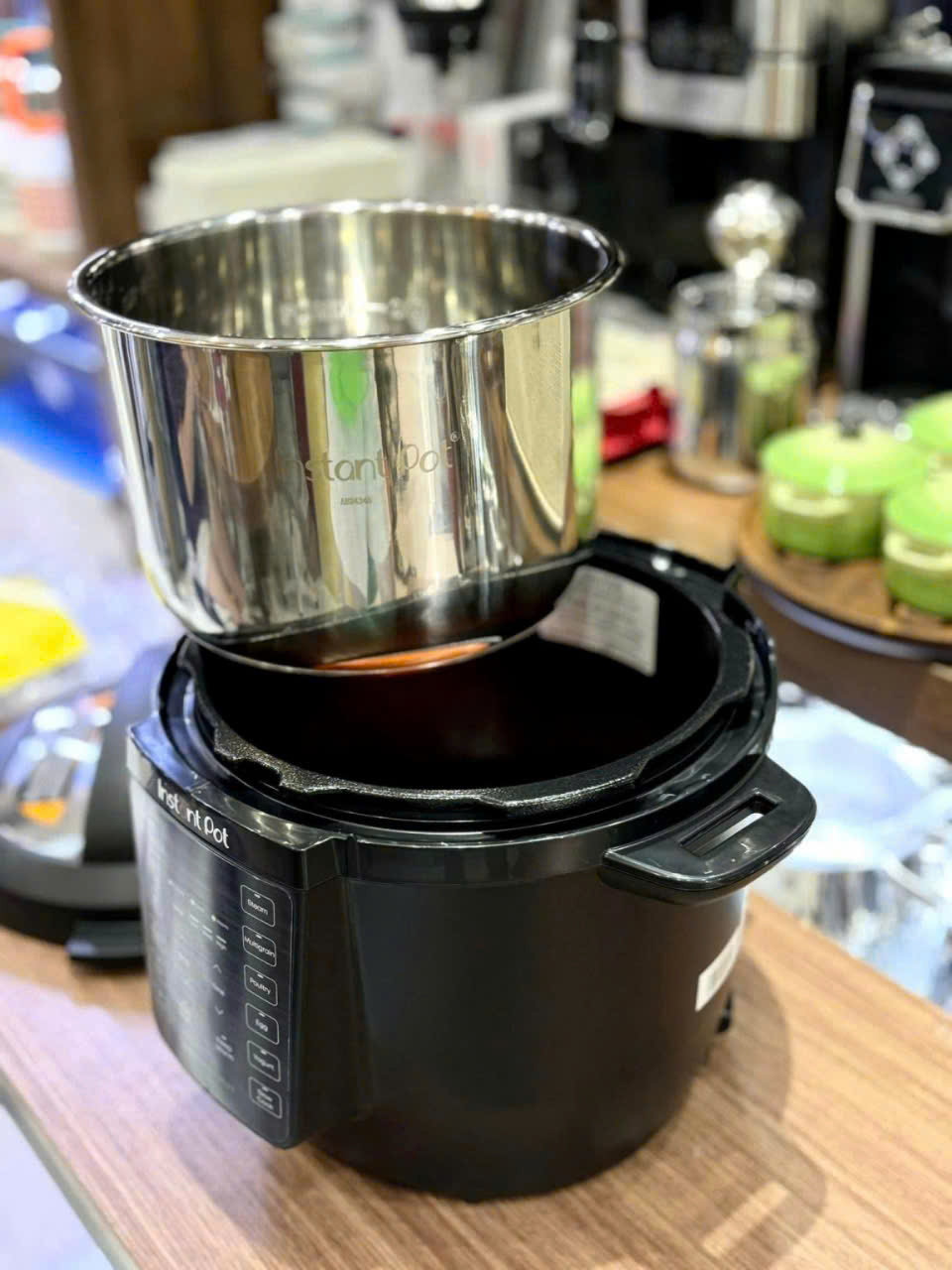 [GIẢM 30%] NỒI ÁP SUẤT ĐA NĂNG INSTANT POT RIO 60 - 5,7L 7 IN 1