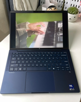 HP Elitebook 8 G1i 14 2025 Ultra 5-228V Ram 32GB SSD 1TB Màn 14inch 2.5K 120Hz