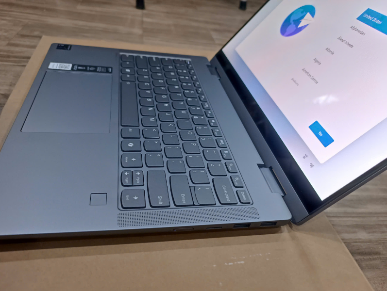 Lenovo IdeaPad 5 2-in-1 14Q8X9 Snapdragon X1P-42-100 Ram 16GB SSD 1TB Màn 14inch OLED Cảm ứng