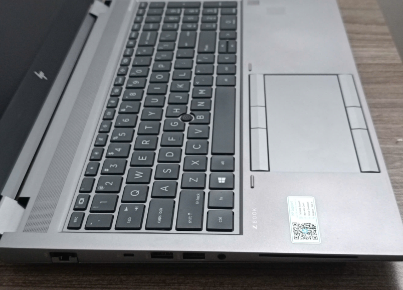 [Likenew] HP ZBook Fury G8 Core i7 11800H Ram 32Gb SSD 512Gb RTXA2000 Màn 15,6inch FullHD