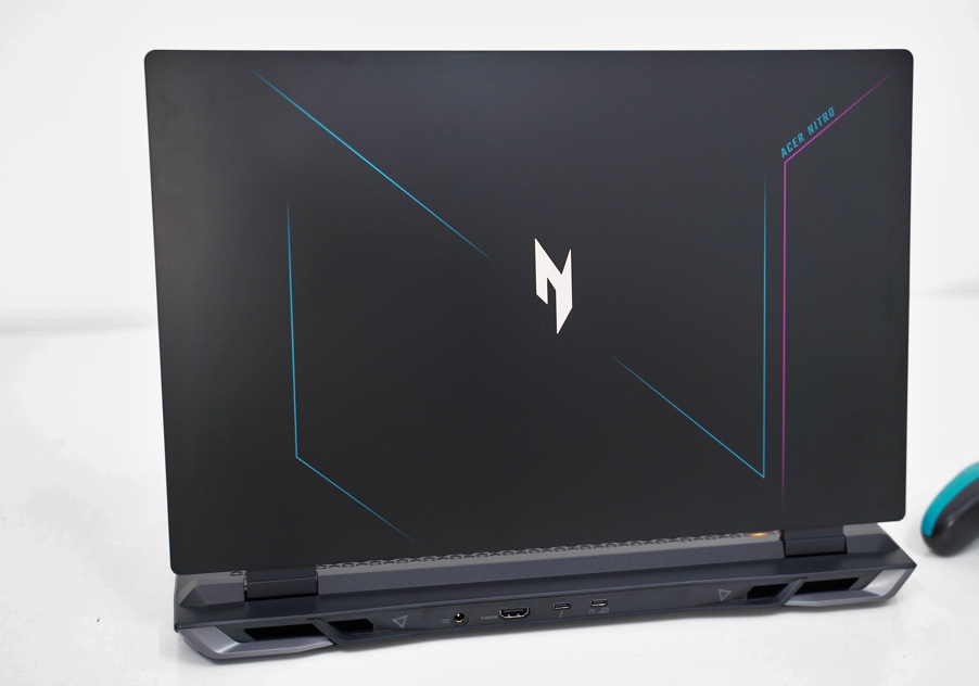 [New OutLet] Acer Nitro 17 Phoenix 2023 (Core i7-13700H, Ram 16GB, SSD 1TB, RTX 4060 8GB, 17.3inch 2K 165Hz)