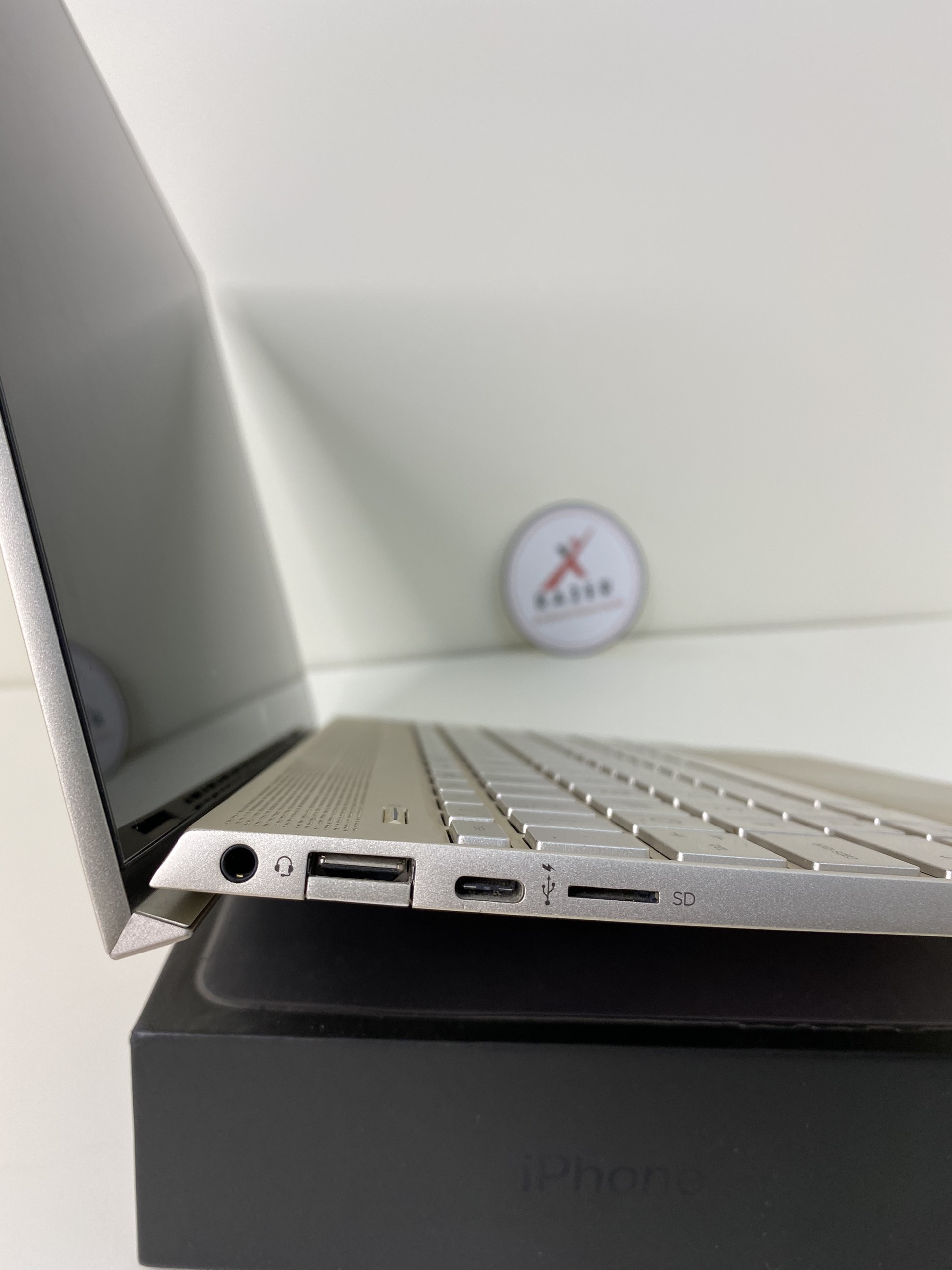 LAPTOP HP ENVY 13 2020 Core I7 8565U