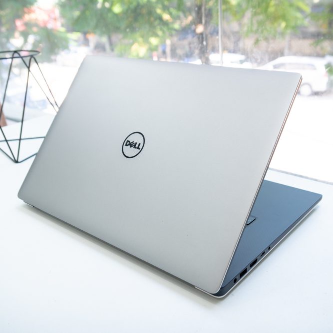 DELL XPS 9560 Core  i5-7300HQ