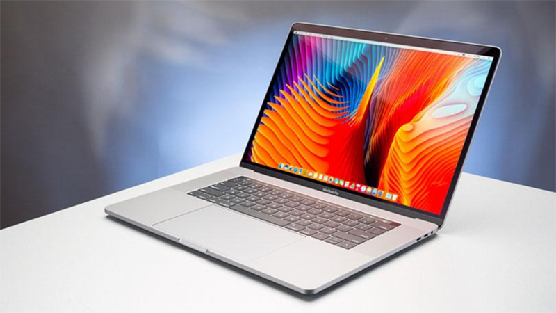 MACBOOK PRO 2017 Core i7