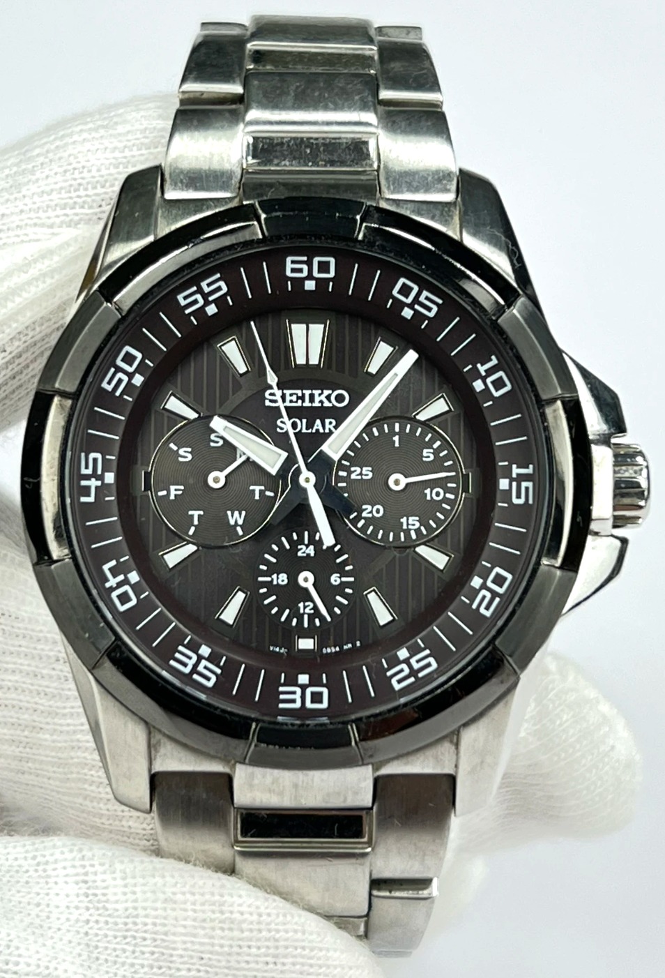 Seiko Solar V14J-0BB0