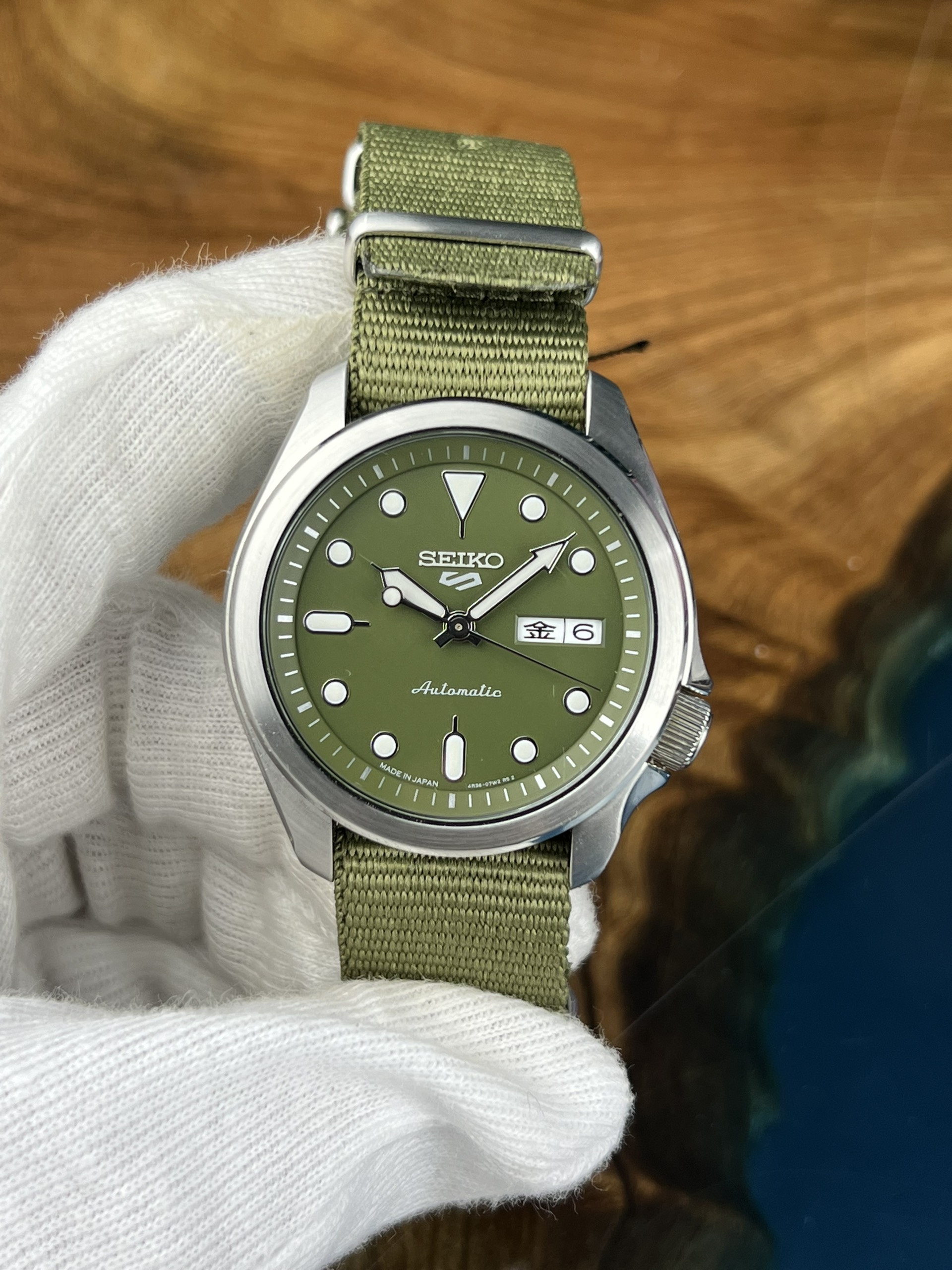 Seiko 5 Sports セイコー5スポーツ SBSA055 4R36 Seiko 5 Sports セイコー5スポーツ SBSA055 4R36 SBSA055 – 5 スポーツ