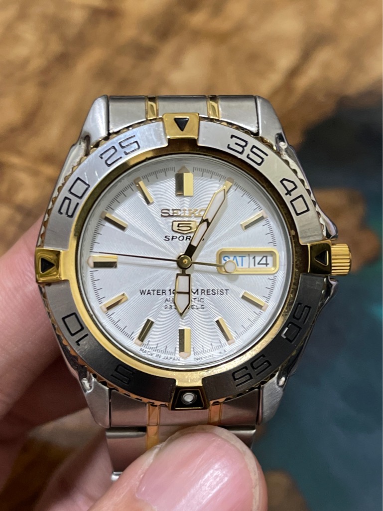 Mã 107: Đồng hồ Seiko 5 Sports - Made in Japan (Silver) - cơ Nhật nội địa