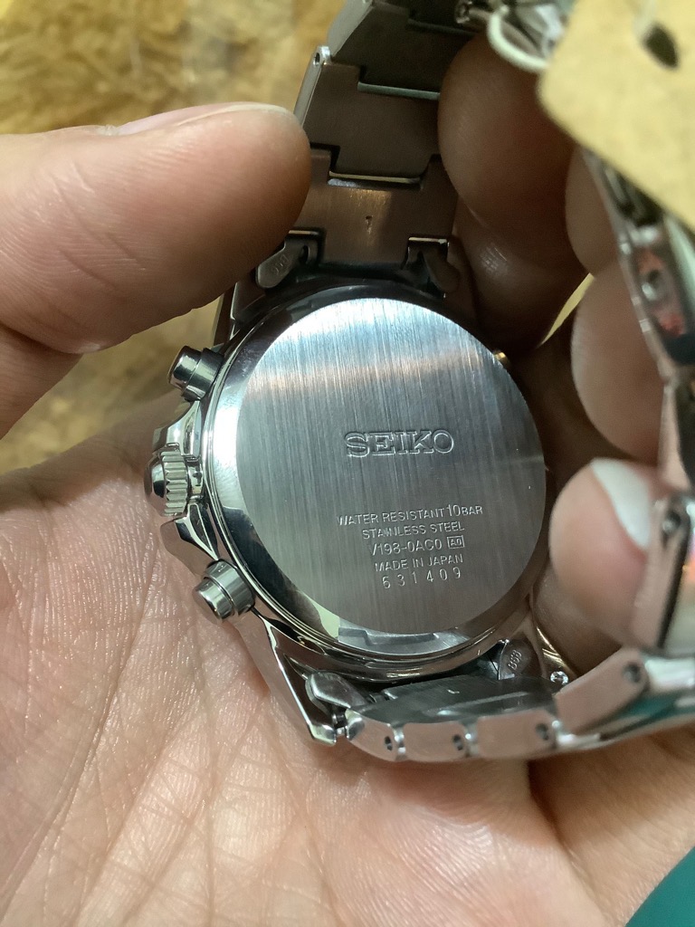 seiko perpetual solar chronograph v198