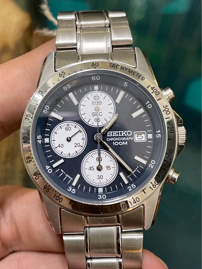 Mã số 221: Seiko Chronograph SND365PC