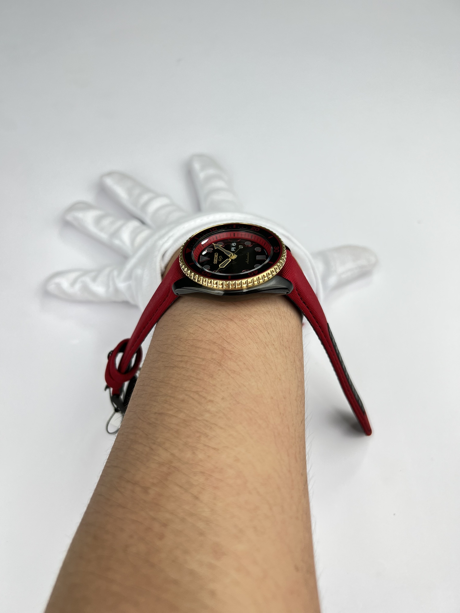 SEIKO 5 SPORTS Street Fighter V Automatic Mechanical Mens KEN KEN Seiko Five Sense Sense SBSA080 SEIKO 5 SPORTS Street Fighter V Automatic Mechanical Mens KEN KEN Seiko Five Sense Sense SBSA080