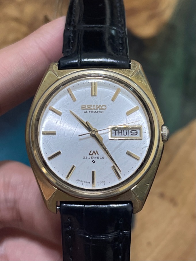 Mã số 63: Đồng hồ Seiko Automatic LM 23 Chân kính - 5606 - 7000