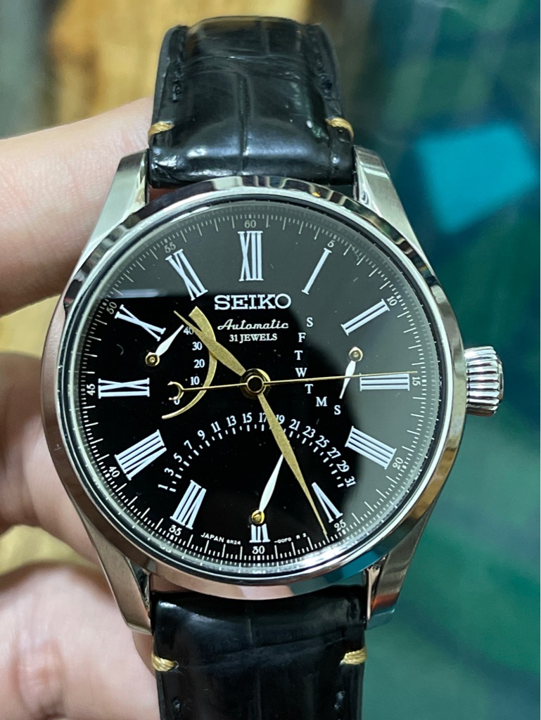 Đồng hồ Seiko Presage Urushi Retrograde Day Date SARD011