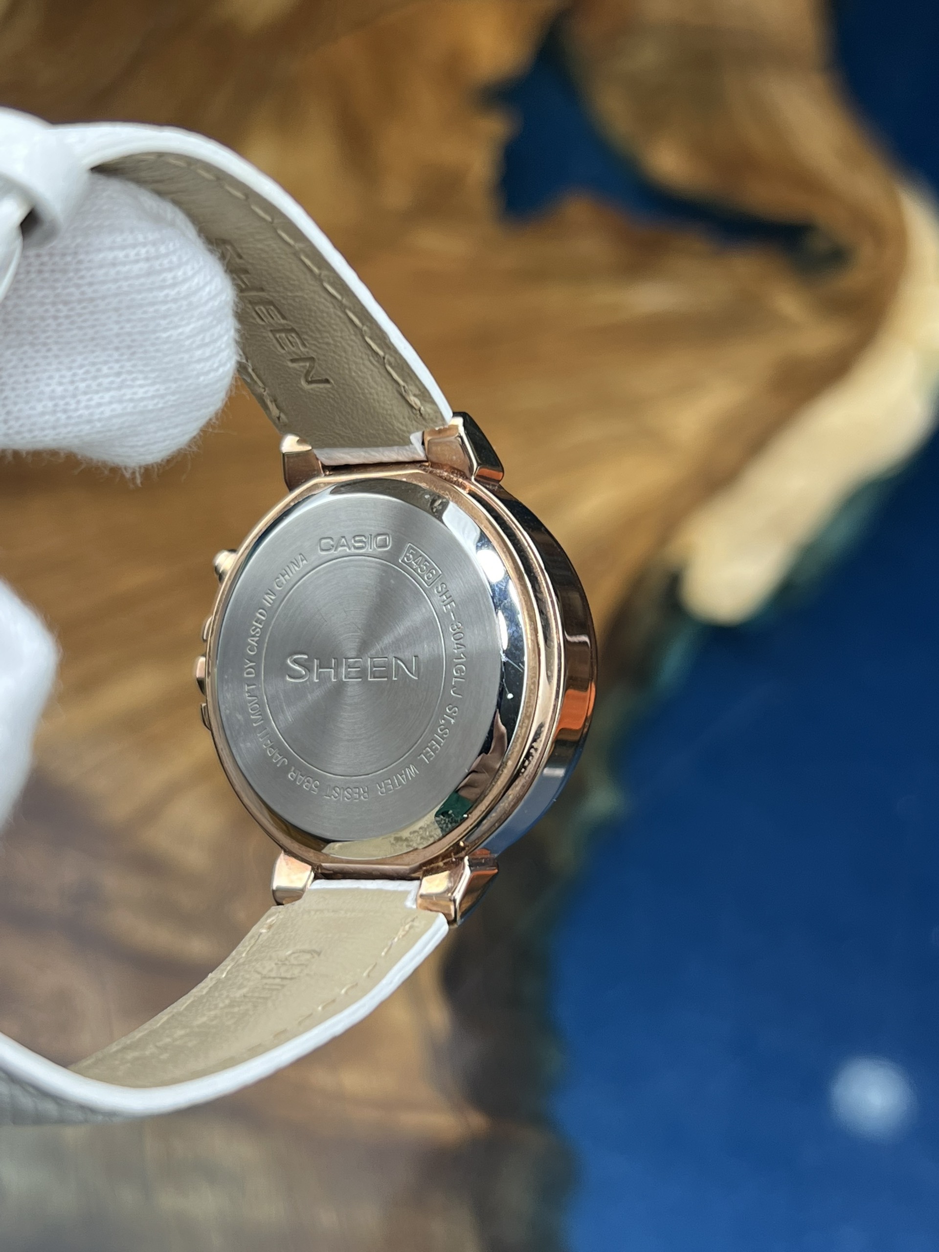 CASIO scene SHE-3041GLJ-7AJF white - Discovery Japan Mall