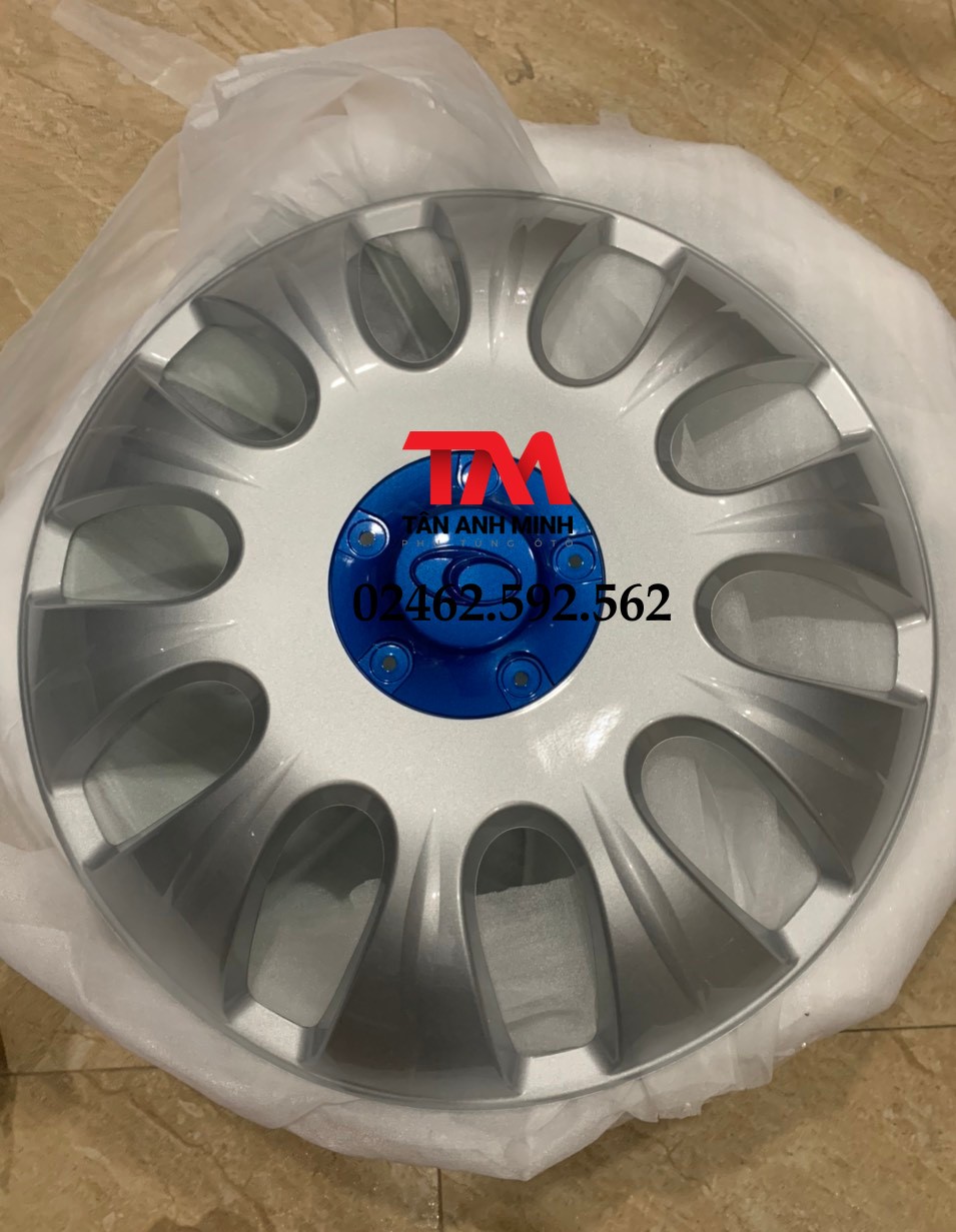 Ốp la zăng xe khách, xe tải