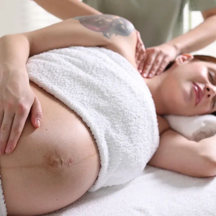Chăm sóc thư giãn mẹ bầu