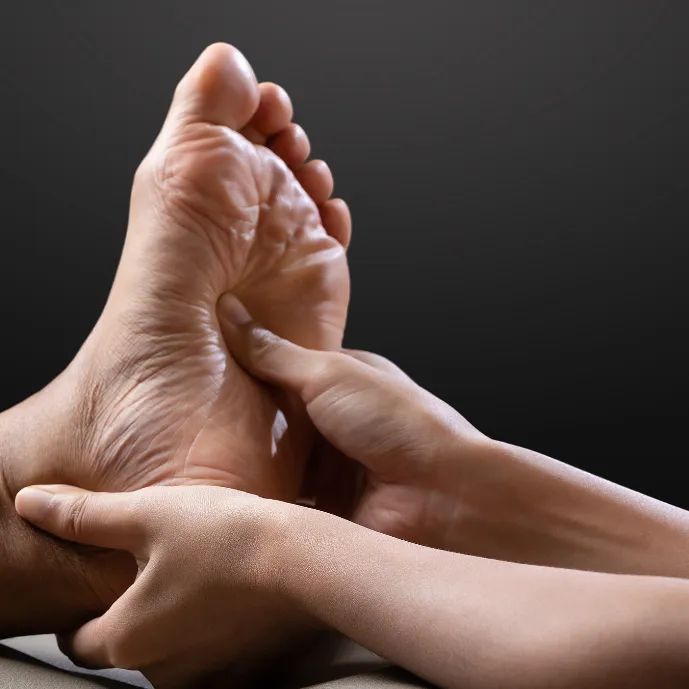 Thư giãn giải mỏi bàn chân