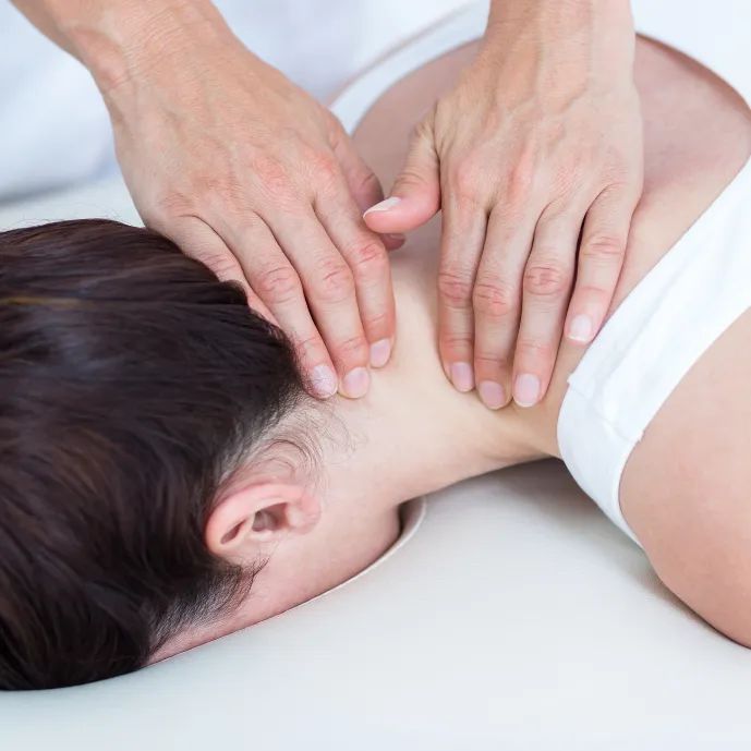 Chăm sóc cổ vai gáy