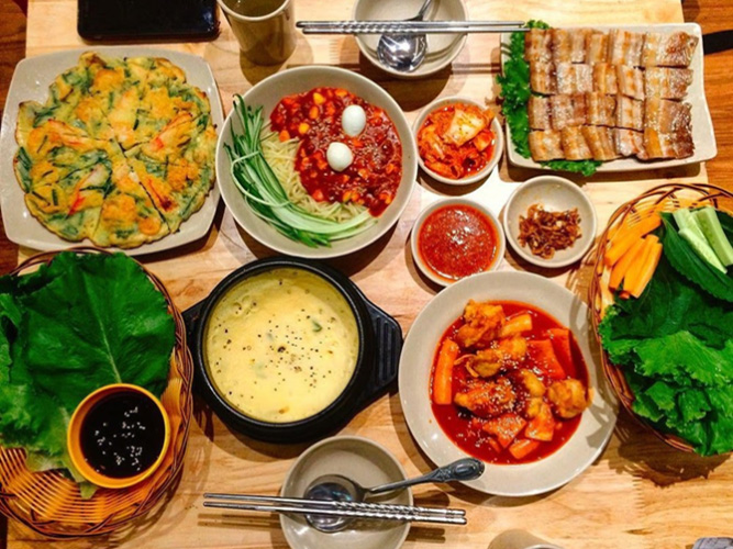 ảnh bàn nhậu bình dân 14