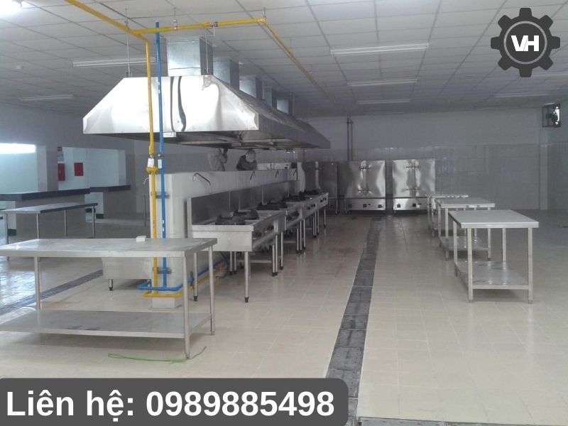 Ảnh bếp nhà hàng do Inox Vĩnh Hoàng thi công lắp đặt (9)