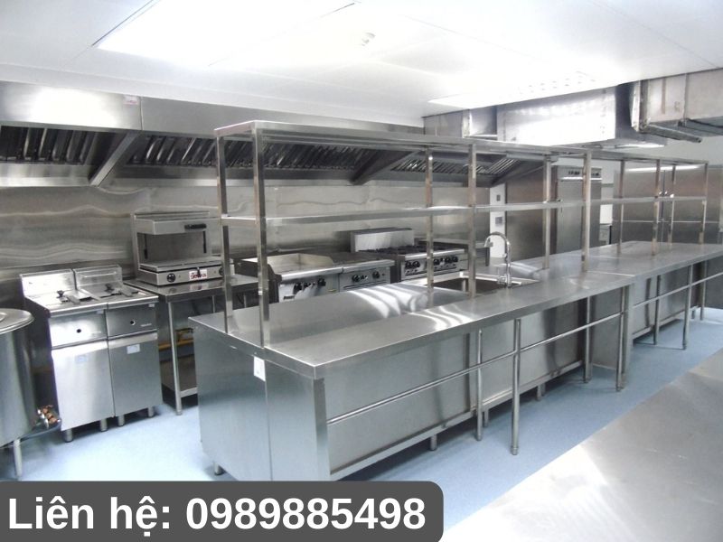 Ảnh bếp nhà hàng do Inox Vĩnh Hoàng thi công lắp đặt