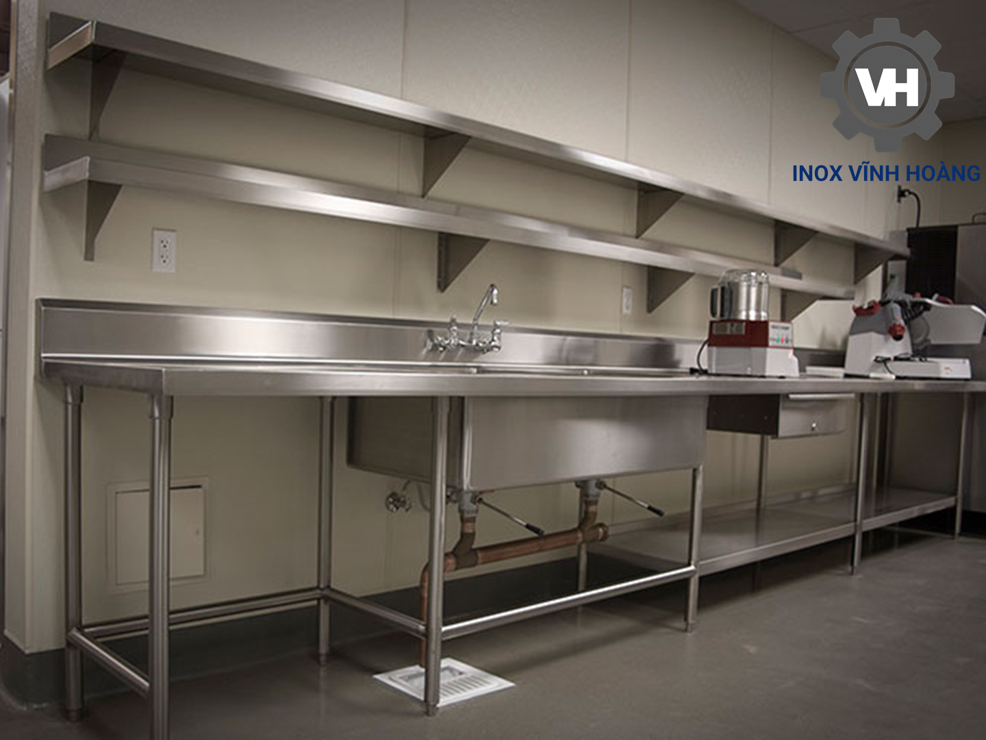 kệ inox 3 tầng treo tường