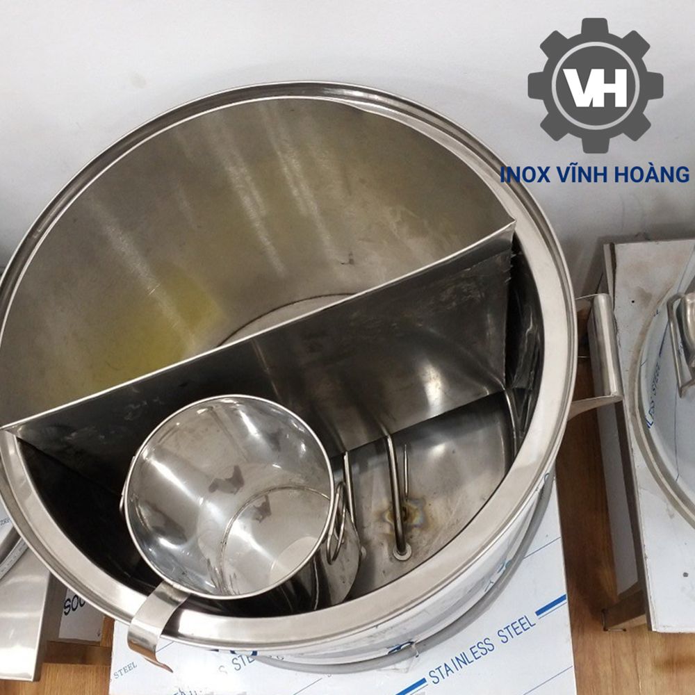 Phần bên trong nồi nấu phở bằng điện 2 ngăn