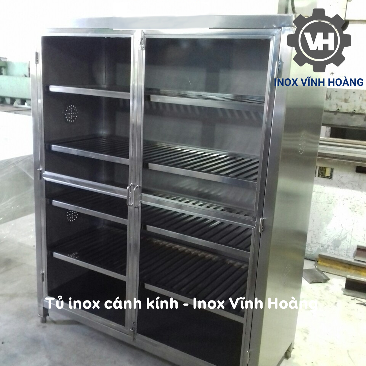 Tủ inox kính dùng để đựng thức ăn đột lỗ thông hơi