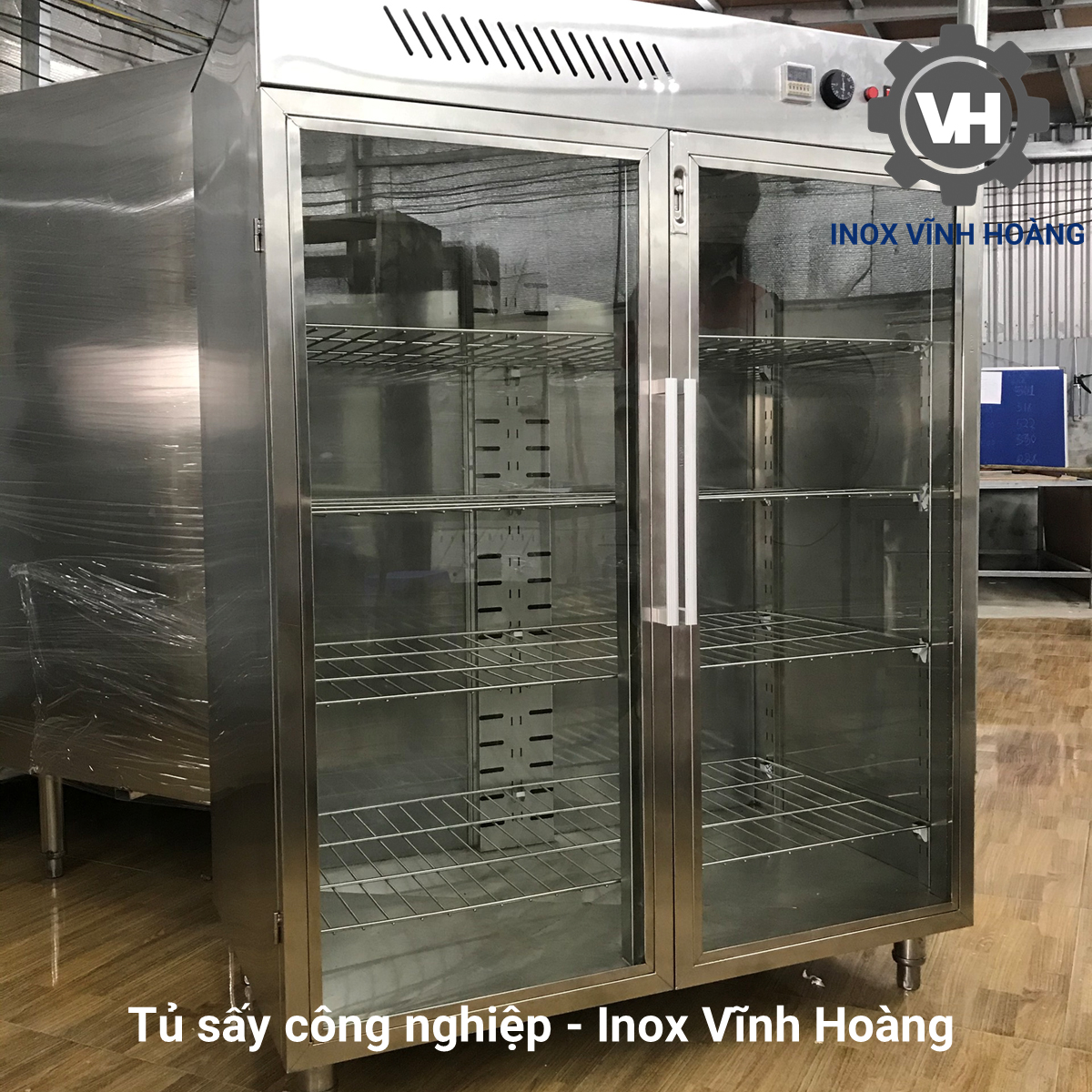 tủ sấy công nghiệp chất liệu inox 304