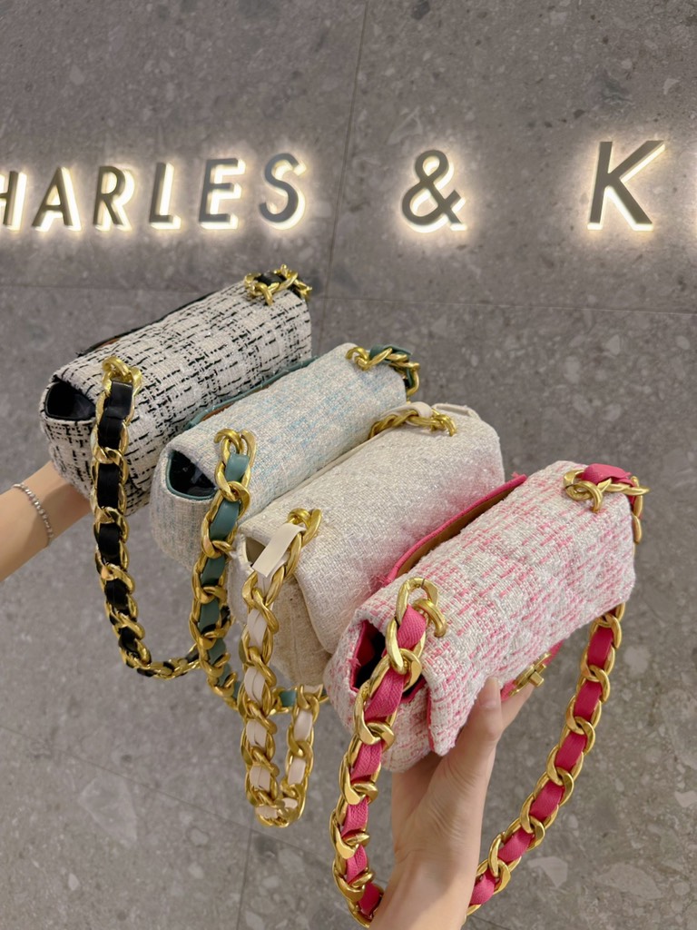 5 bí mật ẩn giấu trong những chiếc túi Chanel khiến người Hàn chỉ được mua  1 chiếc mỗi năm xếp hàng giữa đêm lạnh 13 độ C để mua cho bằng được